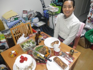 Christmas 2012. Pork roast, baguette, roat veges, some gravy & green salad and a home made cake. Dont forget the kiddie beer (kodomo bi-ru). What a lovely Christmas dinner.